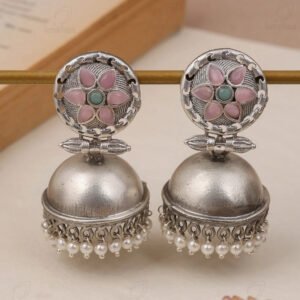 A simple and elegant looking Jhumka