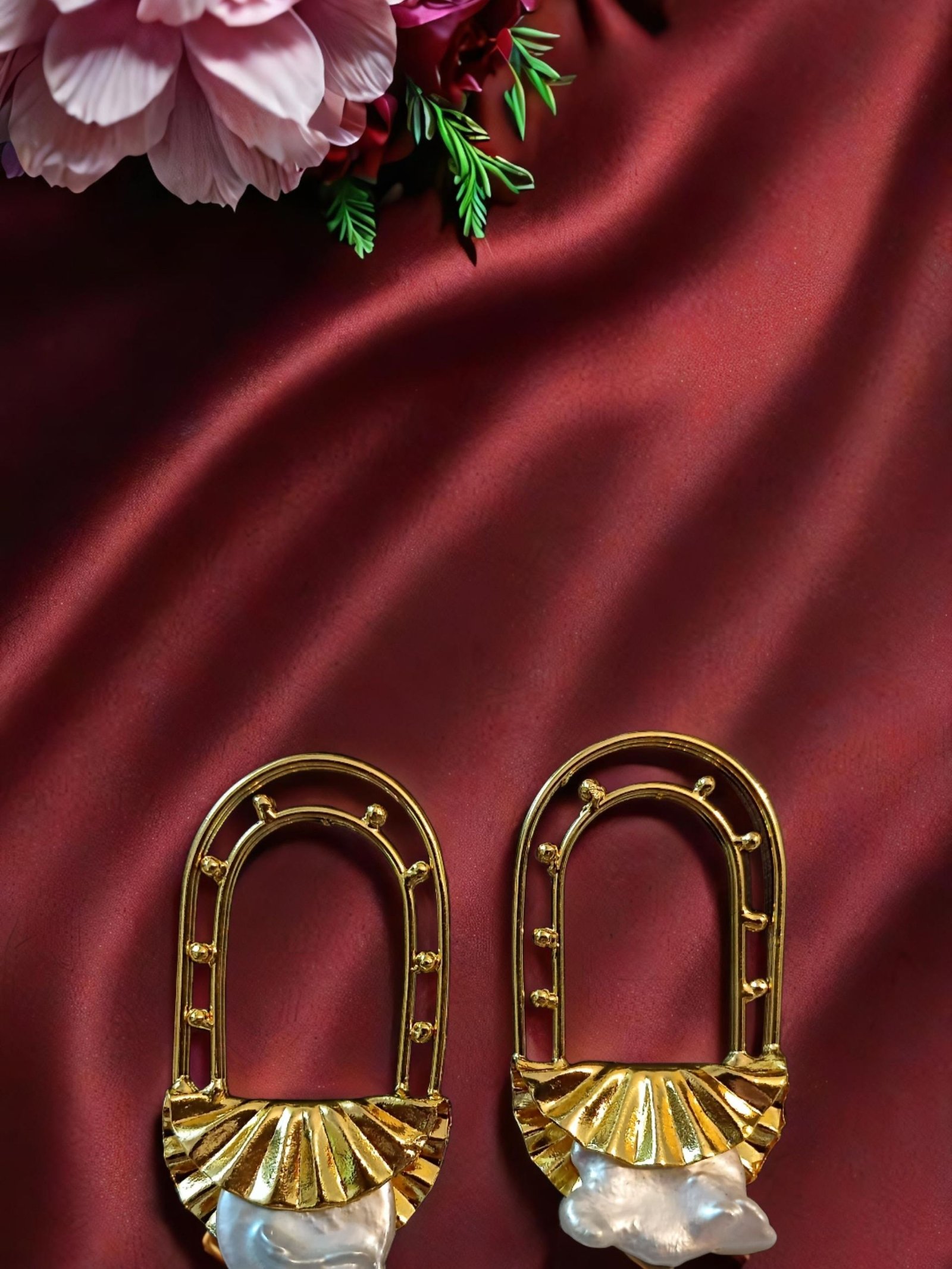 Anti-Tarnish 18k Gold plated Jewellery - Symetrical shaped with Mother of pearl dangler earrings